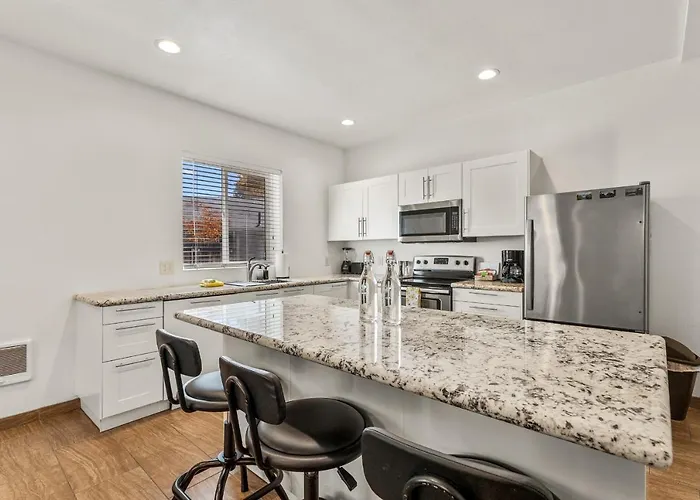 Greenlaw In The Pines! Apartment